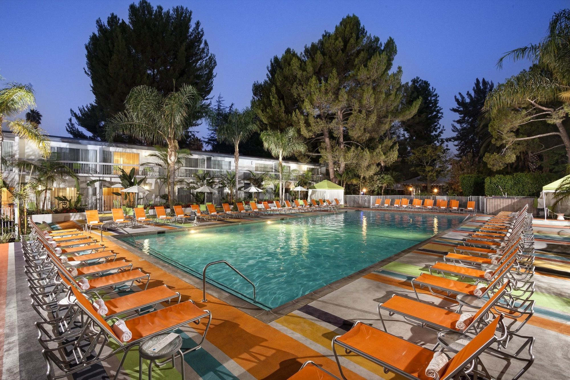 Sportsmen'S Lodge Hotel Los Angeles Bagian luar foto
