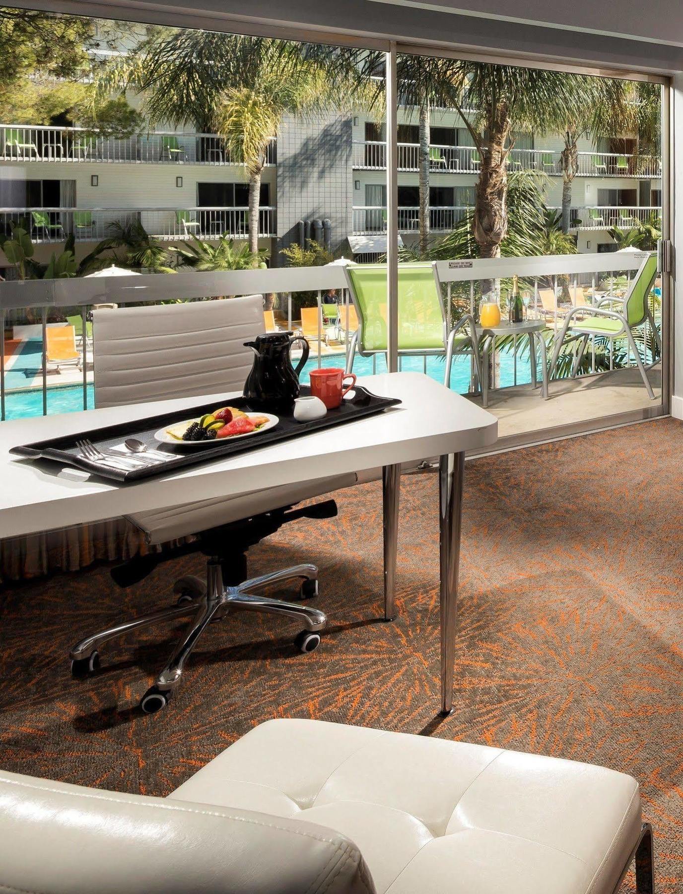 Sportsmen'S Lodge Hotel Los Angeles Bagian luar foto