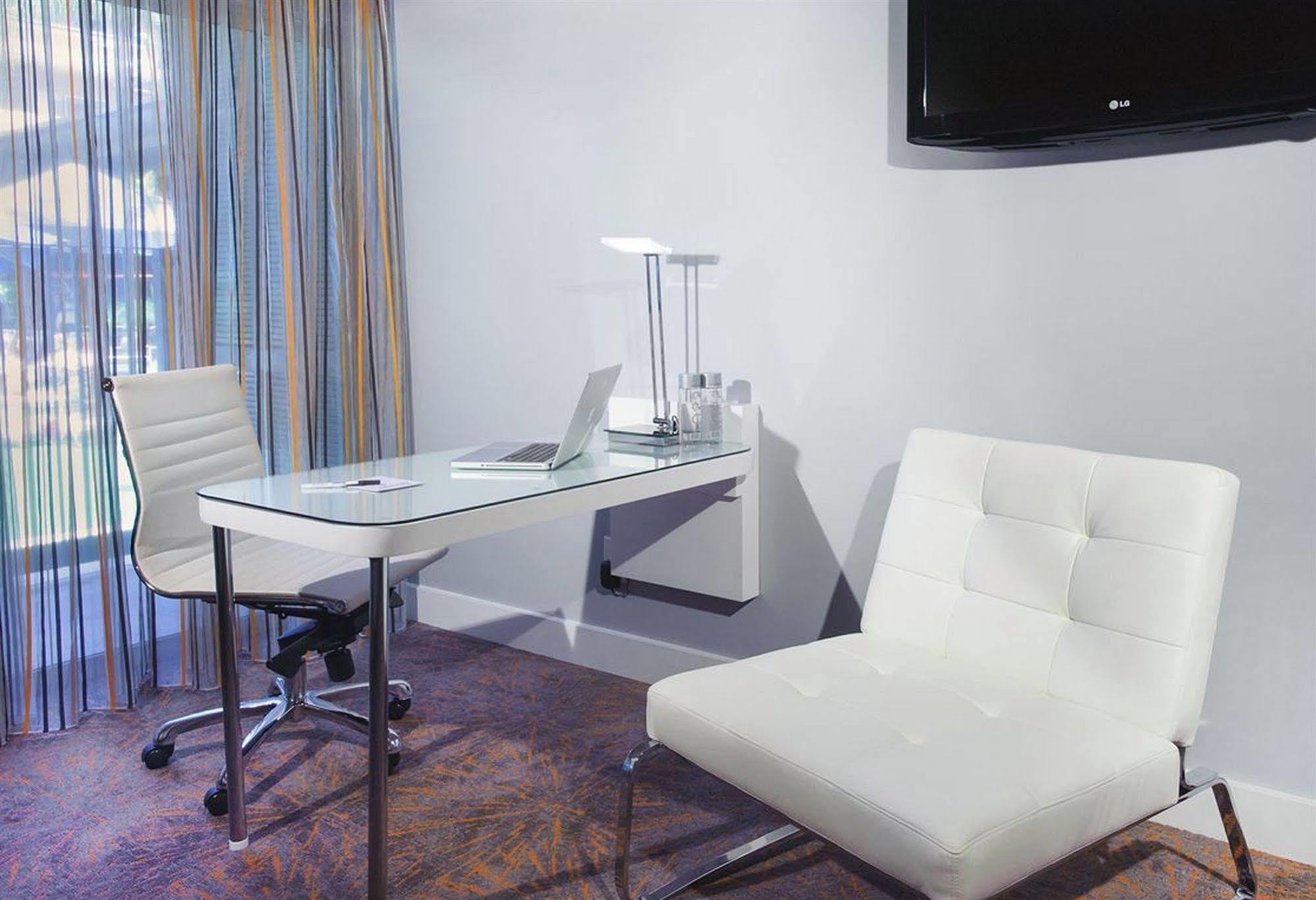 Sportsmen'S Lodge Hotel Los Angeles Bagian luar foto